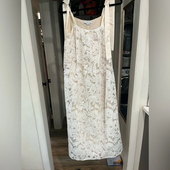 Never Fully Dressed | Dresses | Never Fully Dressed Ivory Isadora Lace Maxi  Dress | Poshmark